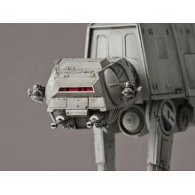 MAQUETA STAR WARS AT-AT escala 1:144