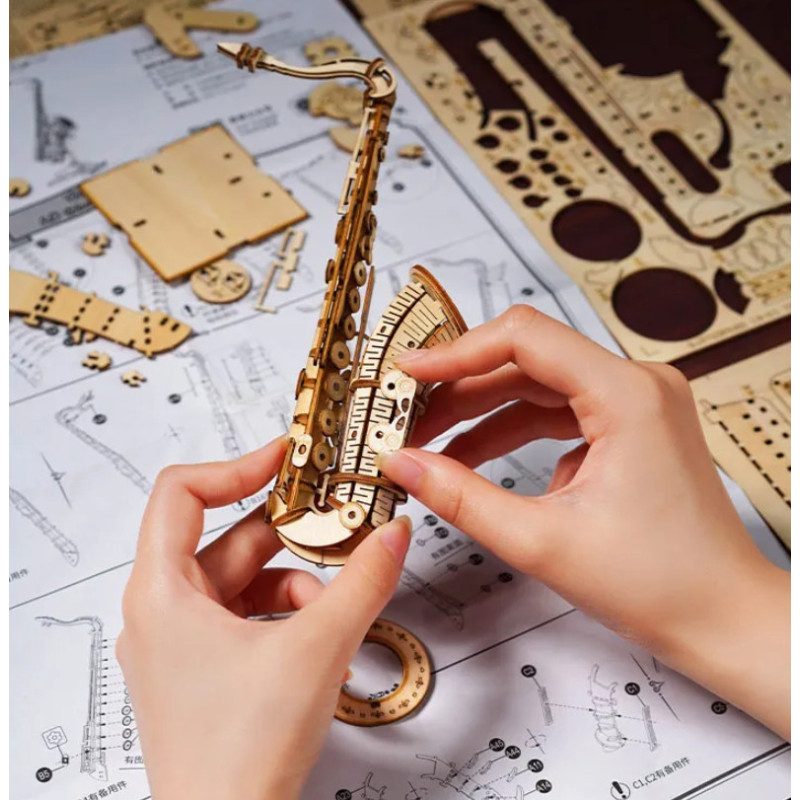 MAQUETA DIY SAXOFÓN