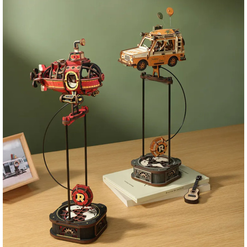 MAQUETA / PENDULO SUBMARINO
