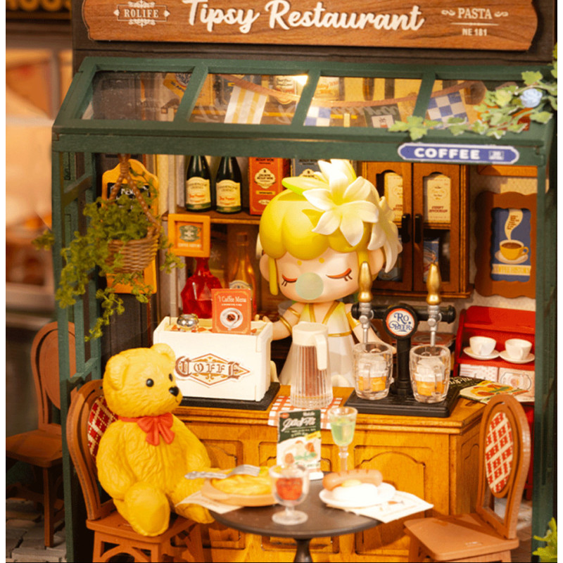 MAQUETA RESTAURANTE TIPSY