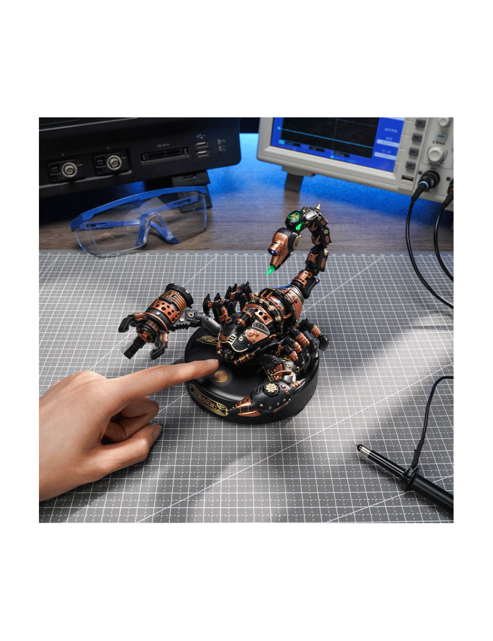 Maqueta 3D Escarabajo Mecánico en Movimiento